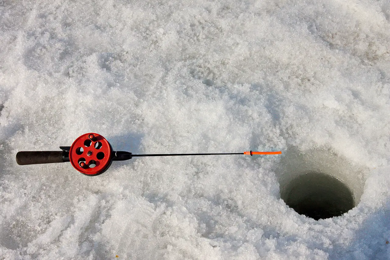 How Many Holes Do You Drill for Ice Fishing? – MUSKEGON RIVER FLY SHOP